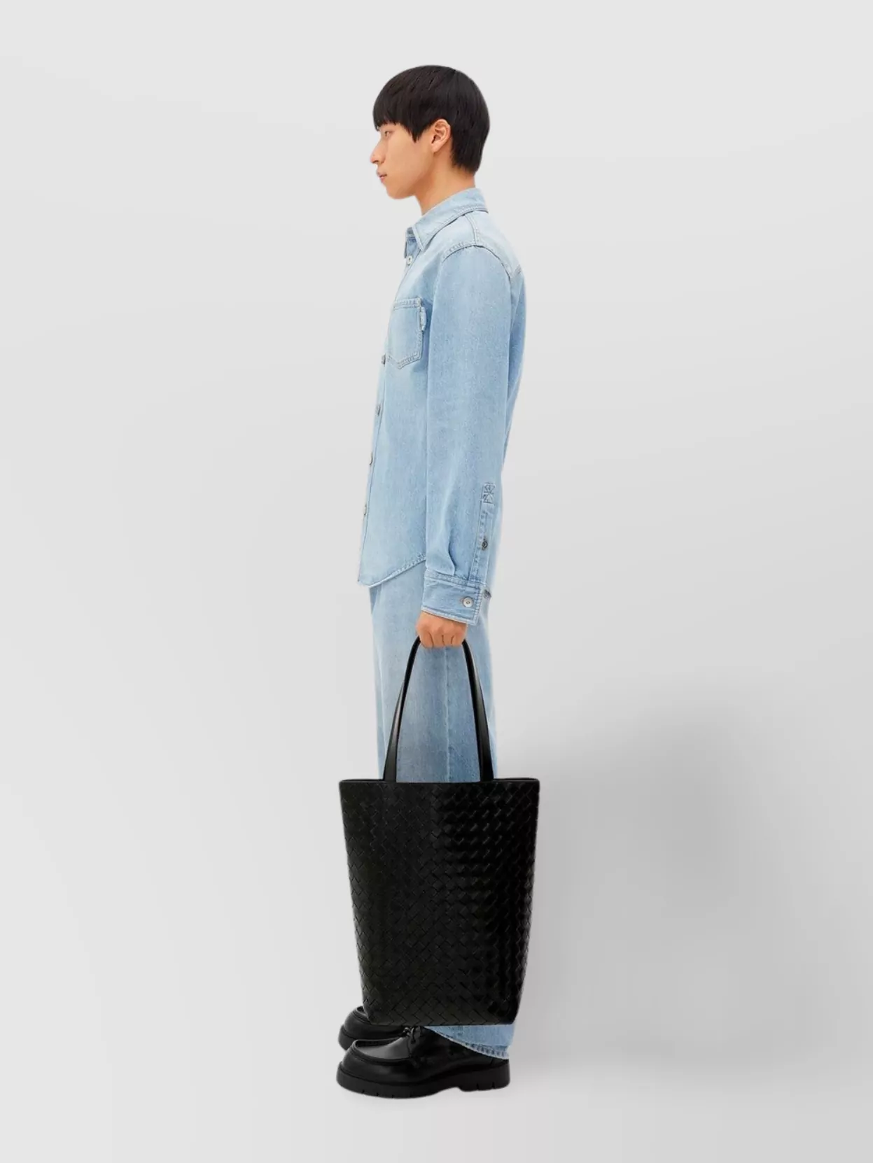 BOTTEGA VENETA SMALL WOVEN TOTE BAG WITH DUAL HANDLES